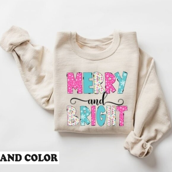 Merry And Bright Family Christmas Sweatshirt Cozy Holiday Season Pullover 05 - Picture 1 of 5